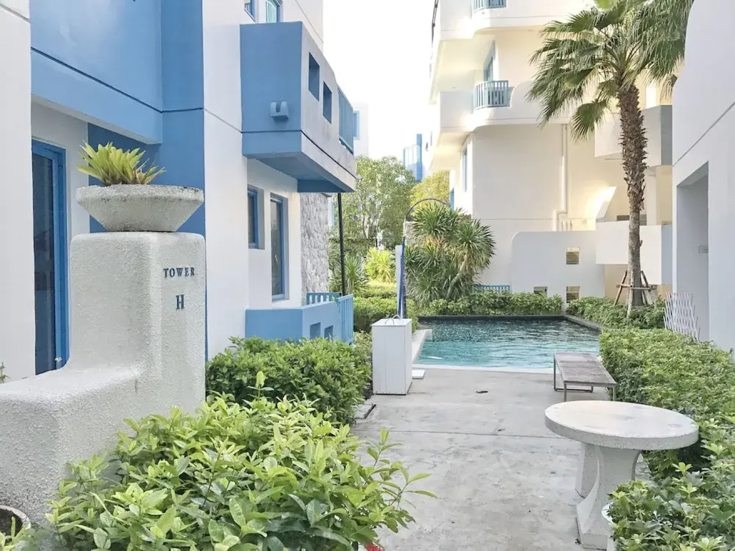 The Crest Santora Luxury