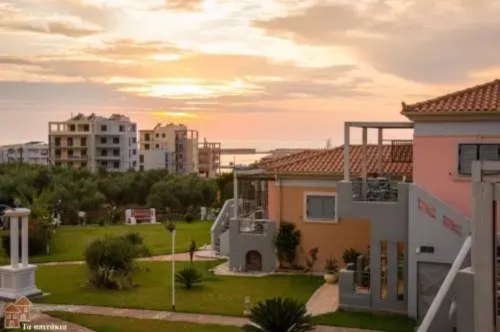 Ta Spitakia Tsarbopoulos