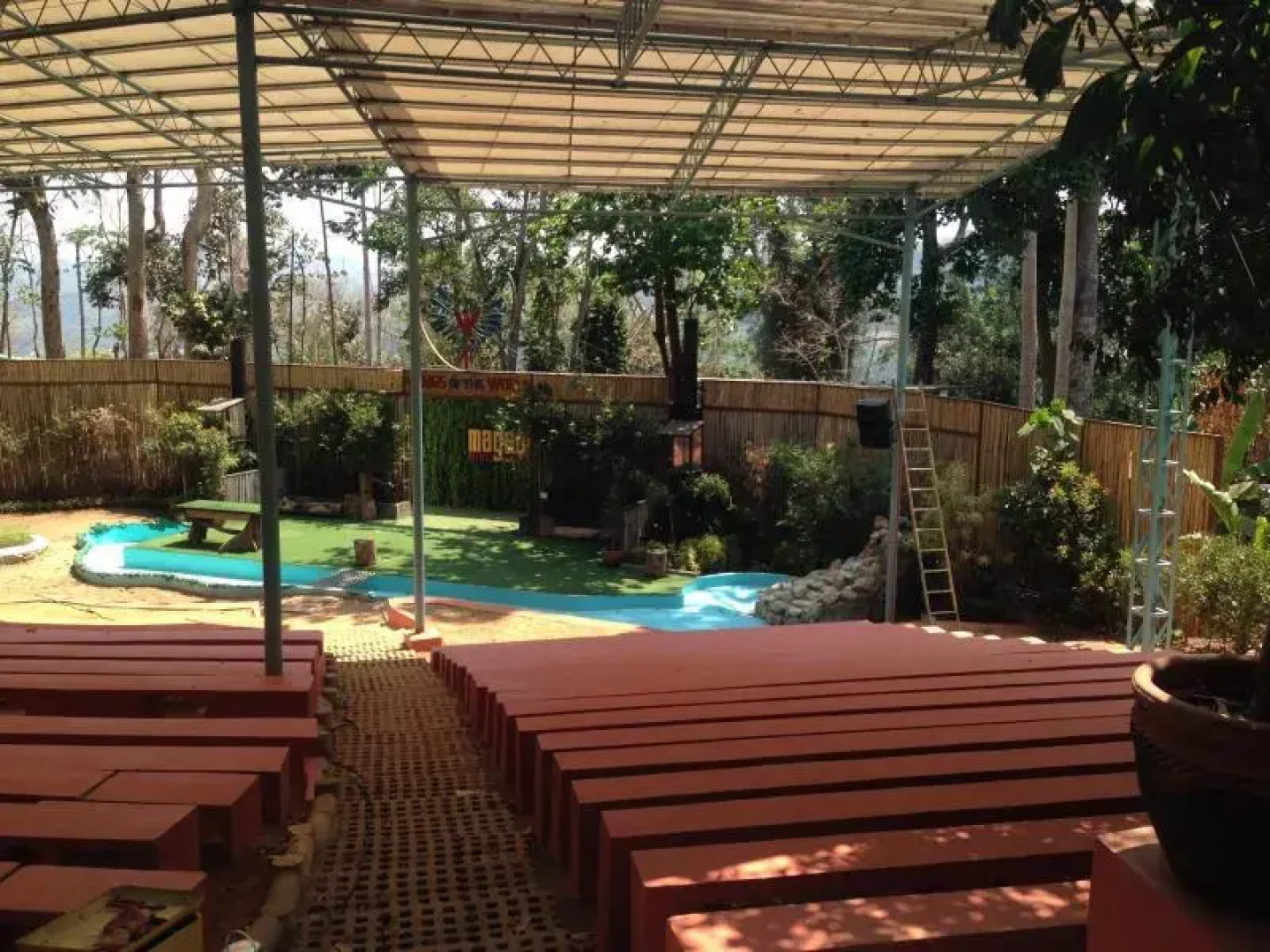 Jungle Environment Survival Training Jest Camp Dormitory