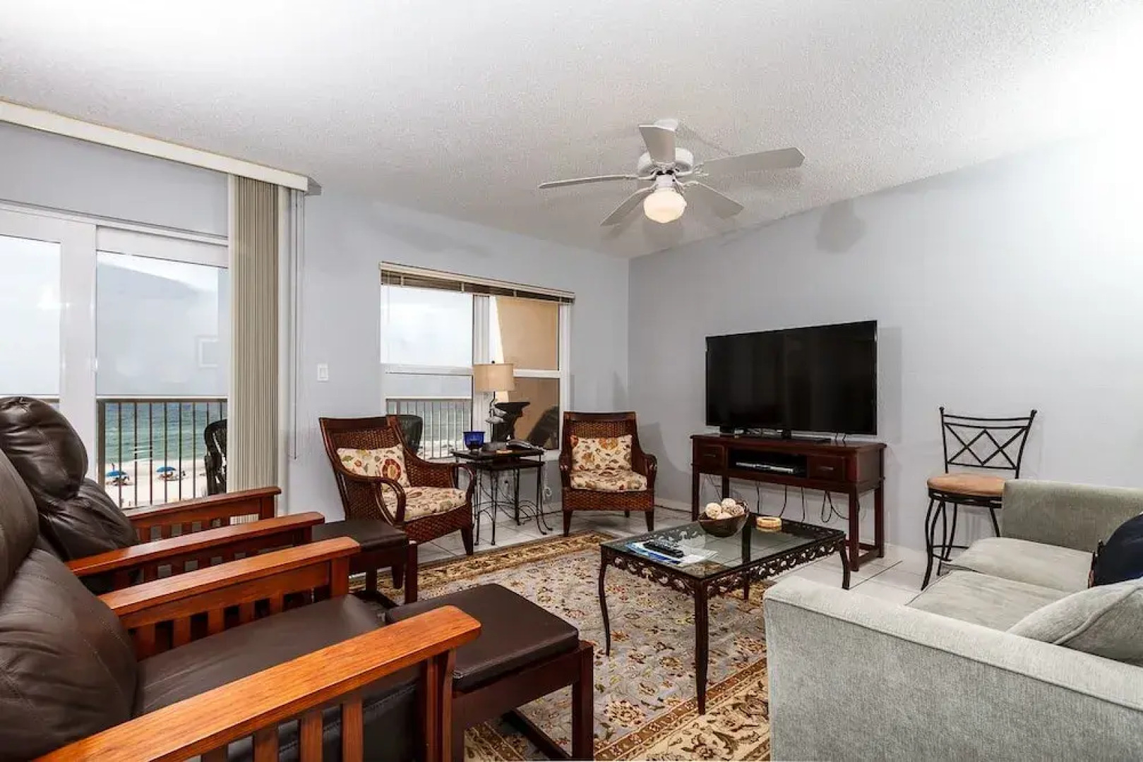 Islander 4008 by RedAwning