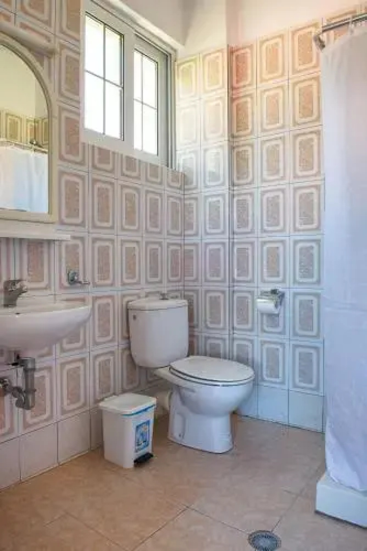 Faros Rooms