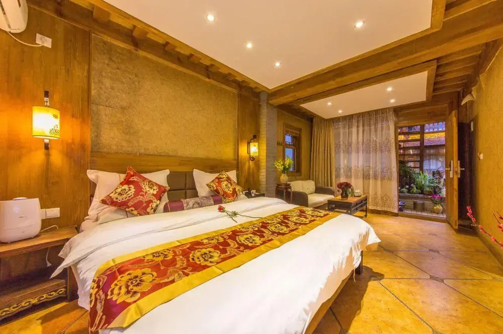 Love On Lijiang Boutique Inn