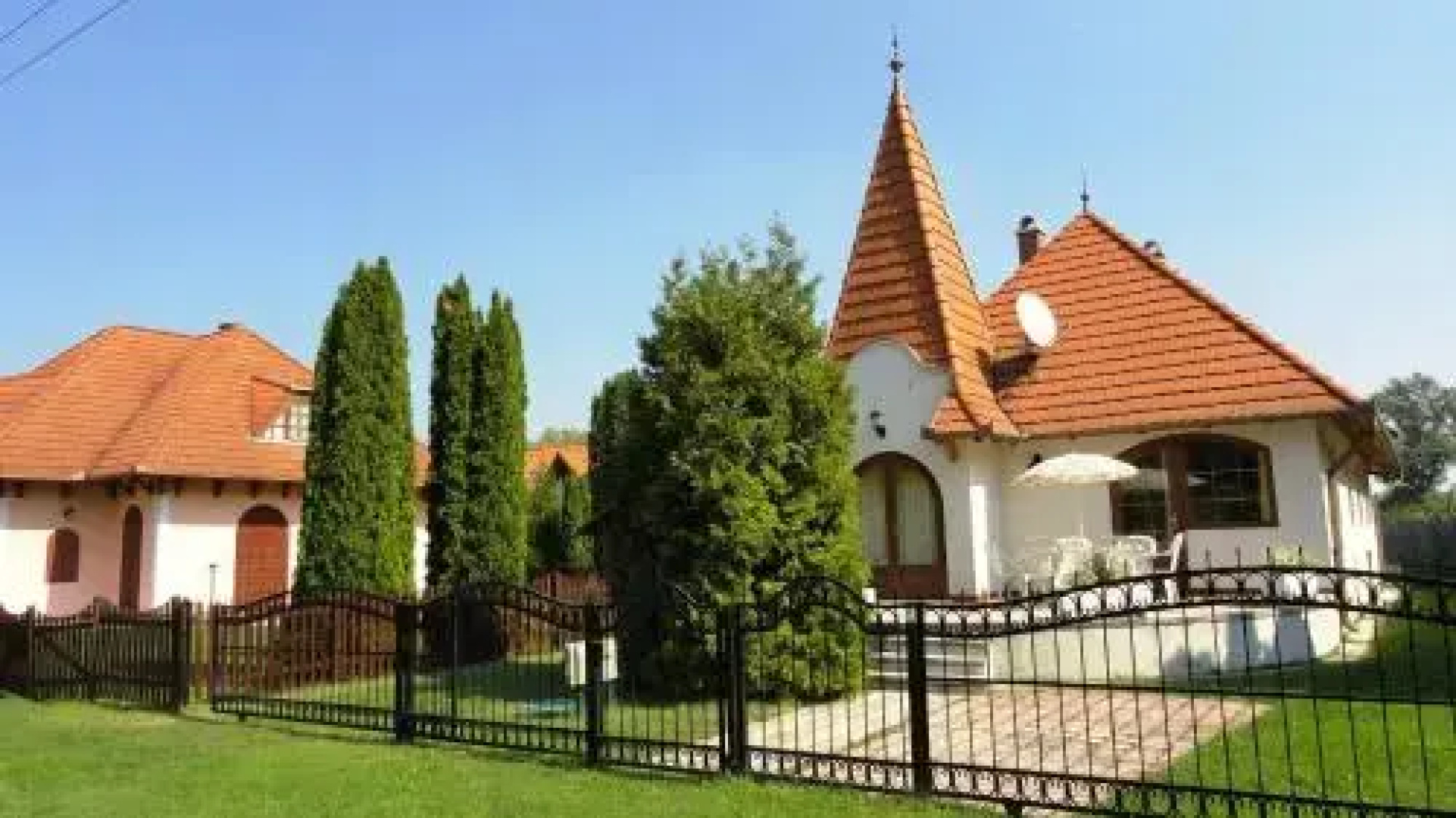 Tornyos Villa