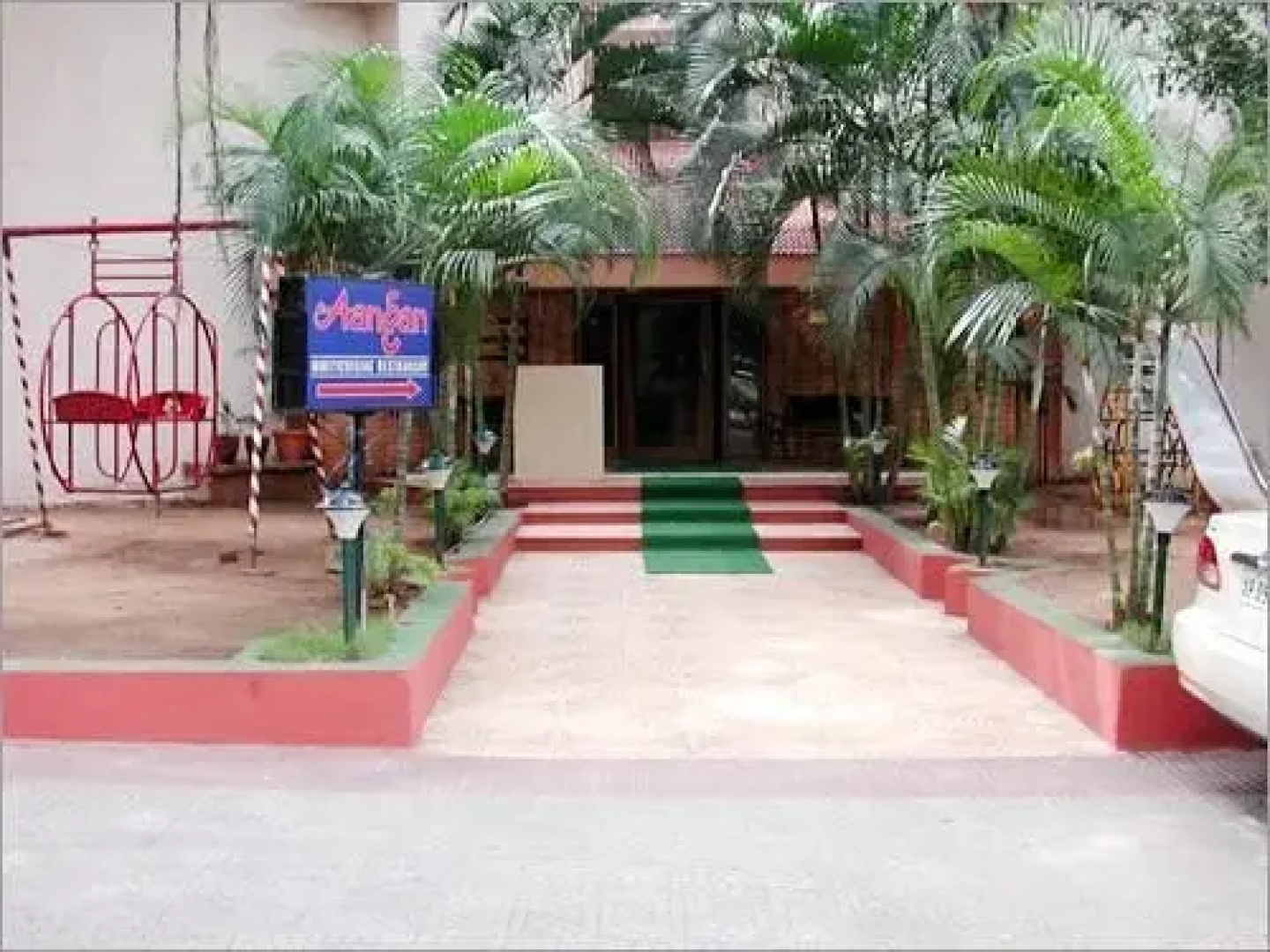 OYO Premium Paradise Secunderabad