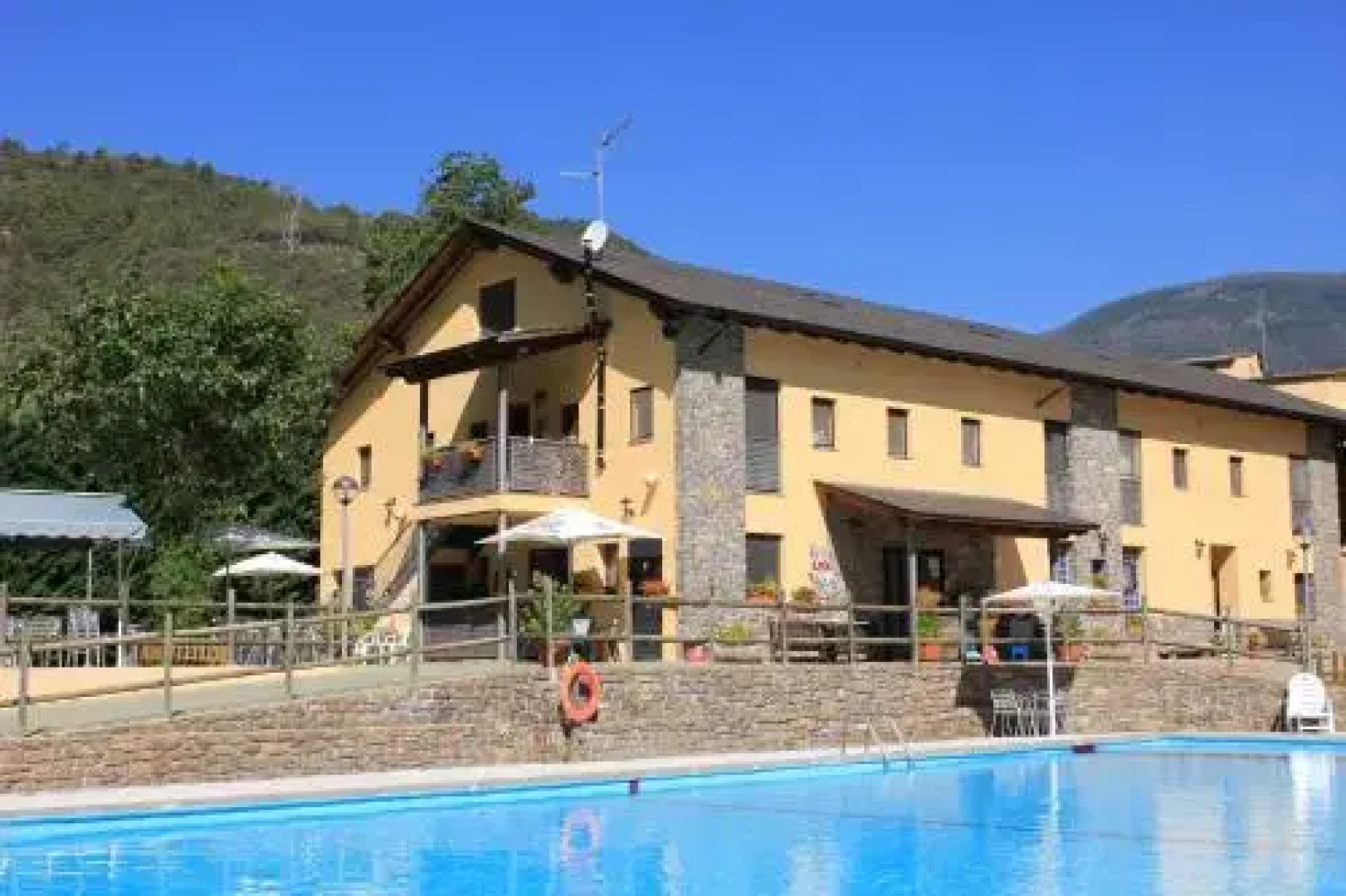 Camping y Apartamentos Beta