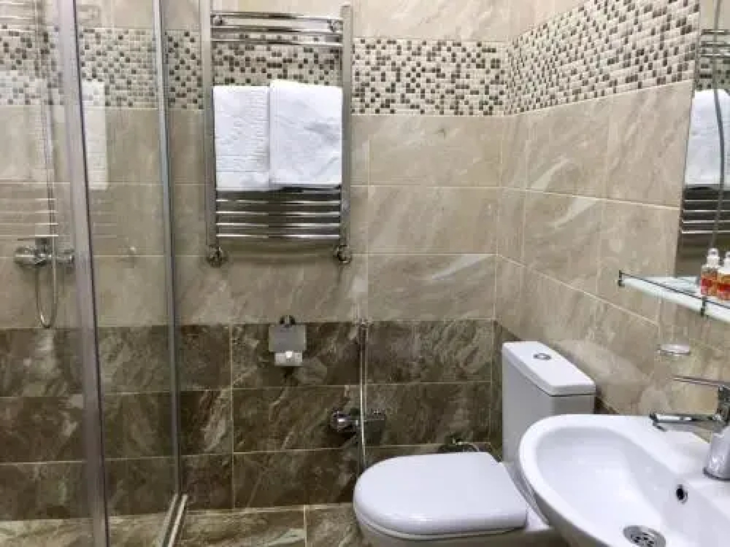 King Jireh Apartment Baku