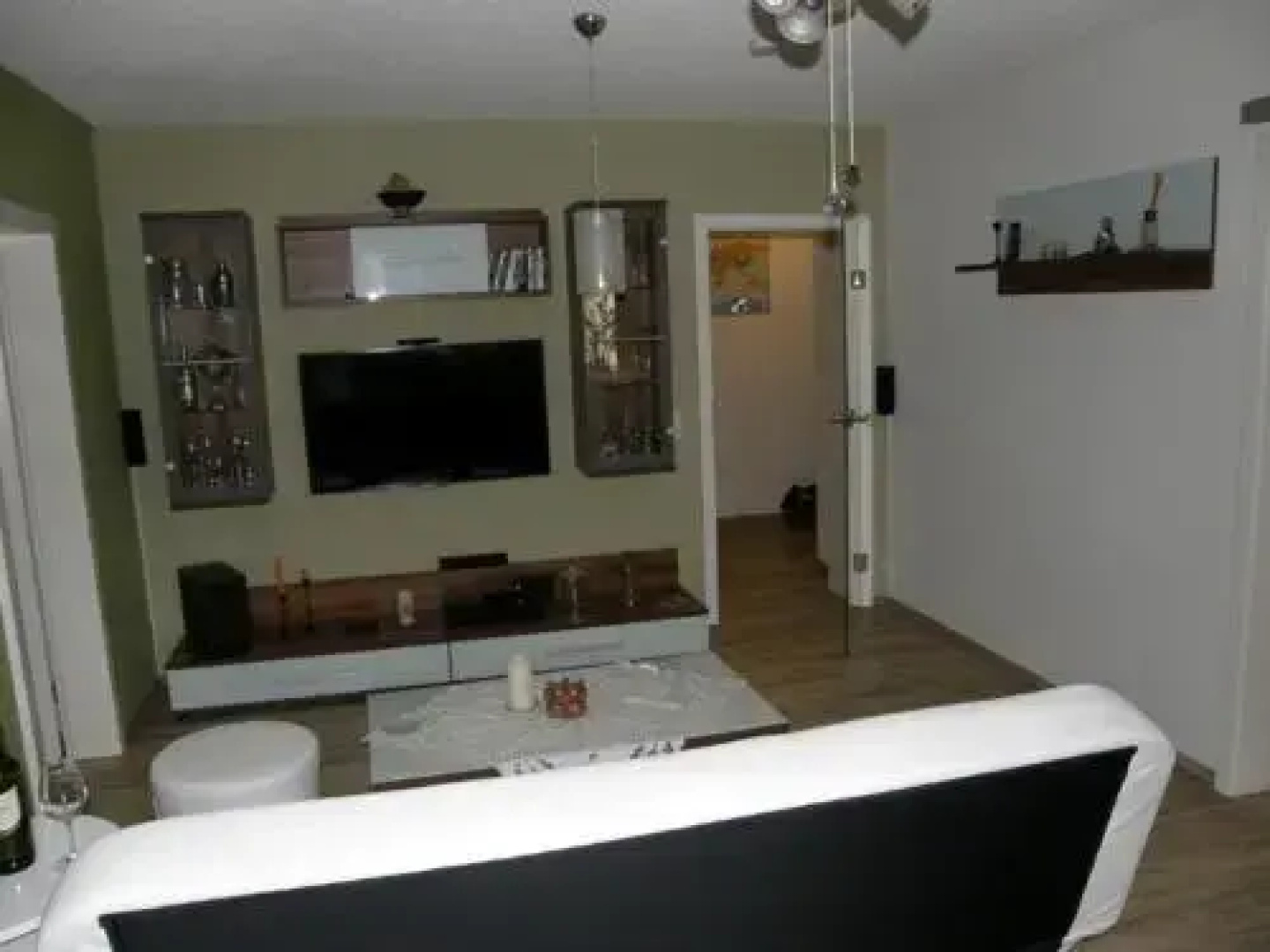 Das Schneckenhaus - Ferienwohnung mit Pool & Seeblick