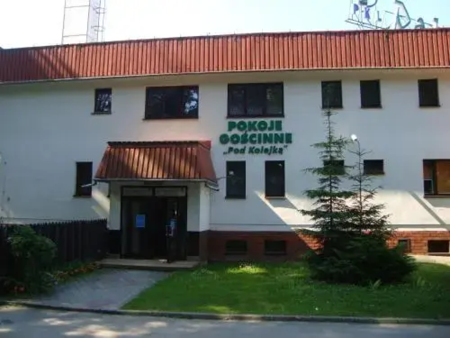 Pokoje Gościnne Pod Kolejką