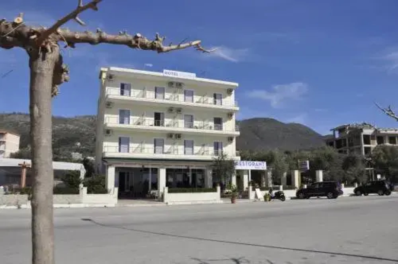Hotel Prinos