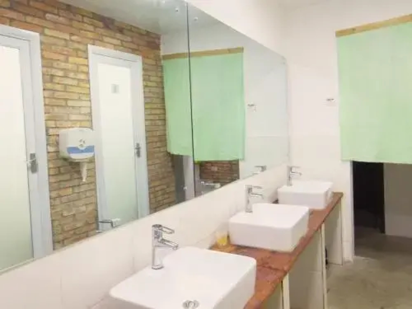 Typha International Youth Hostel