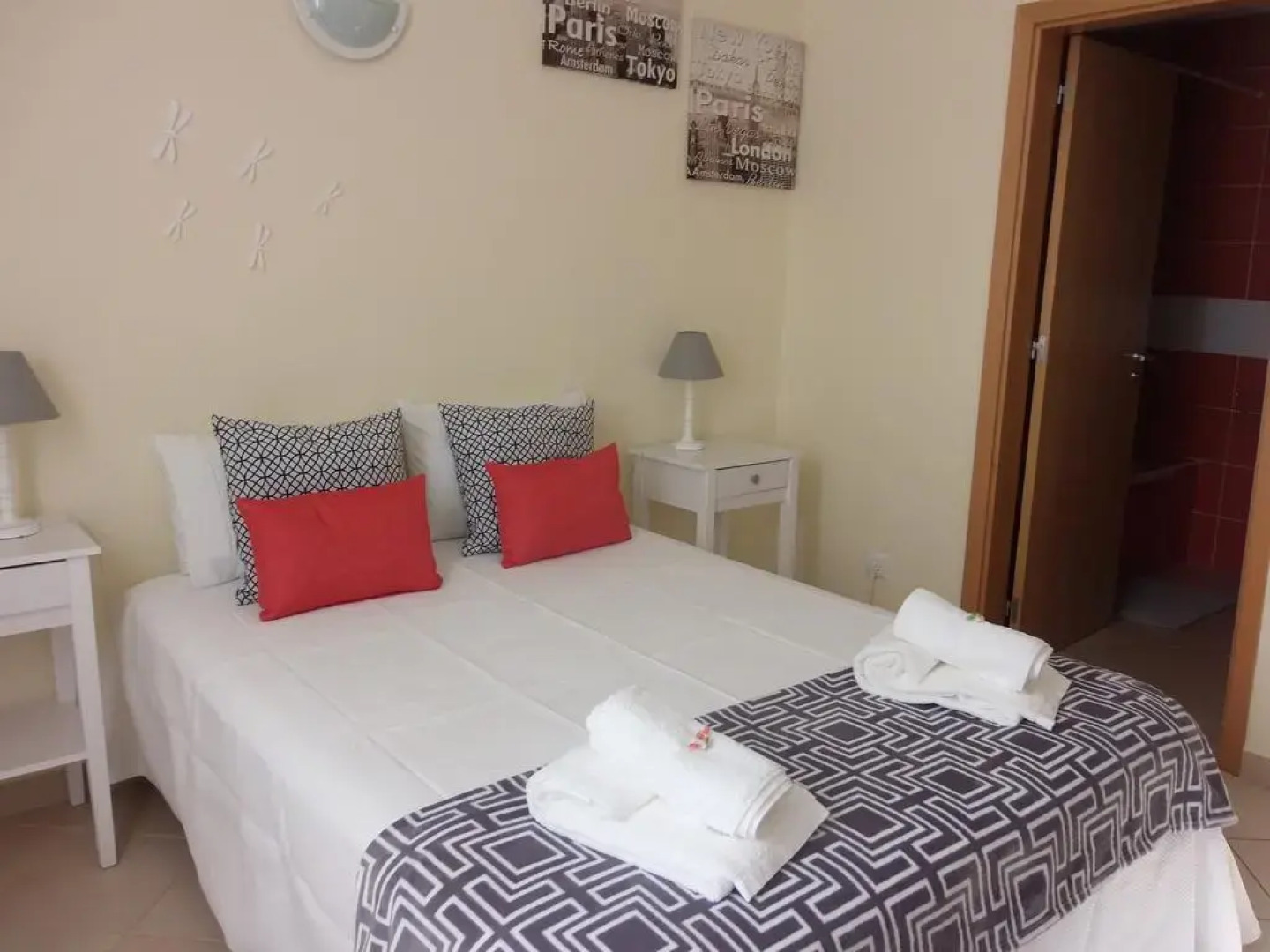 Blue Moon Guesthouse