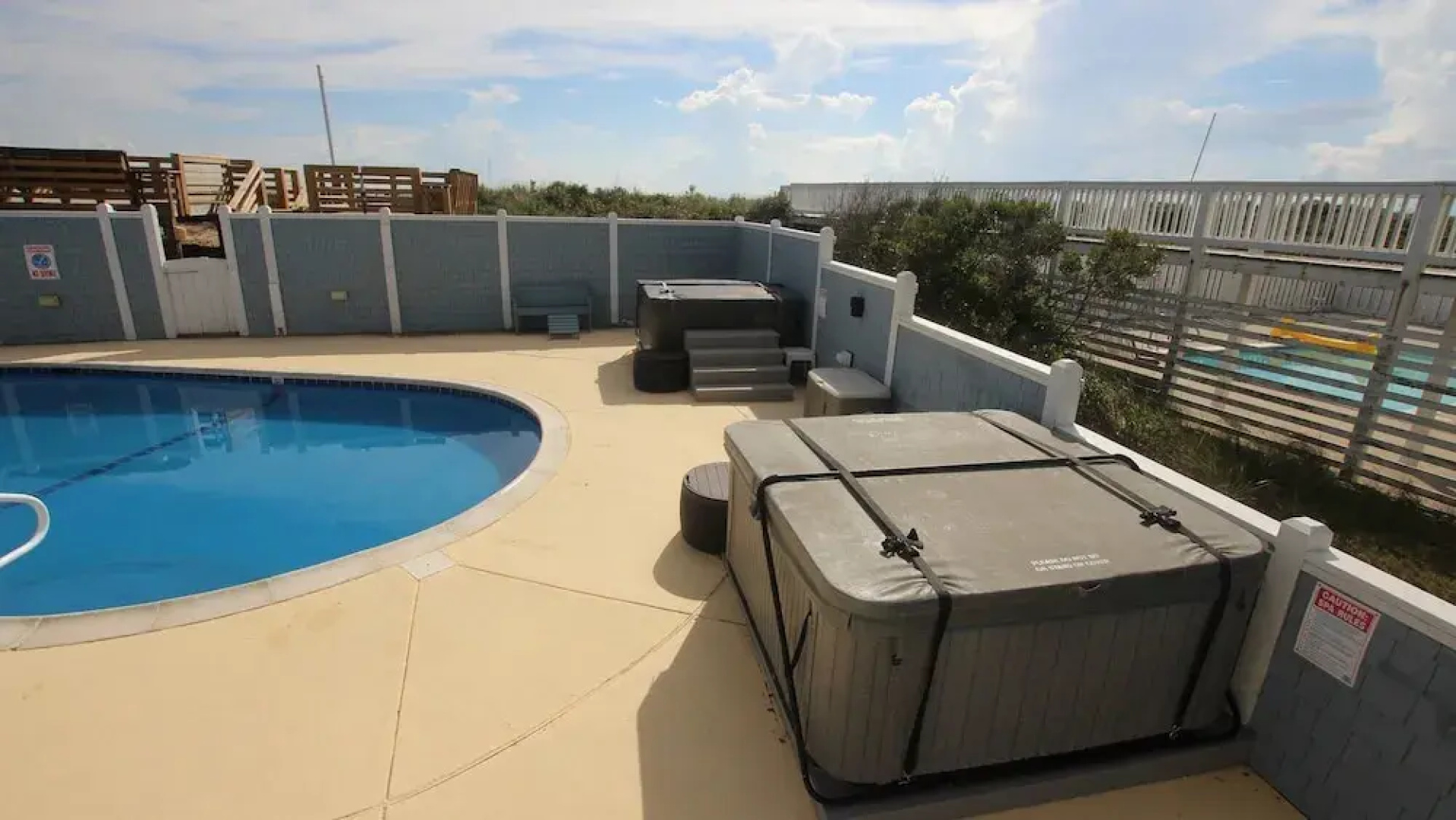 1 Atlantic Ocean Blue - 8 Br Home