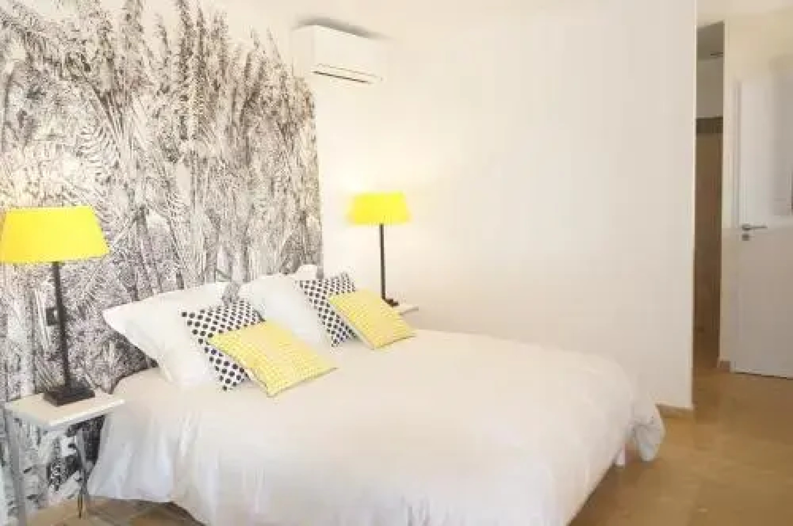 Chambre d'Hôte face à la piscine en Camargue - Mas Lou Caloun - Les Saintes Maries de la Mer