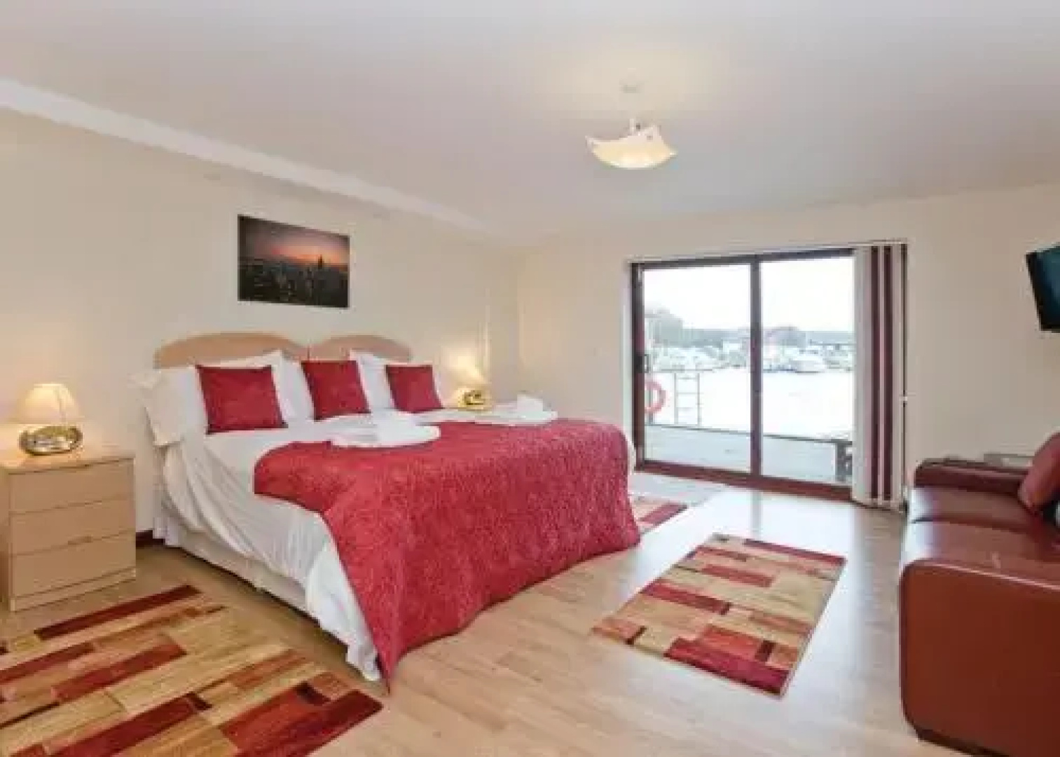 Queenshill Lodges