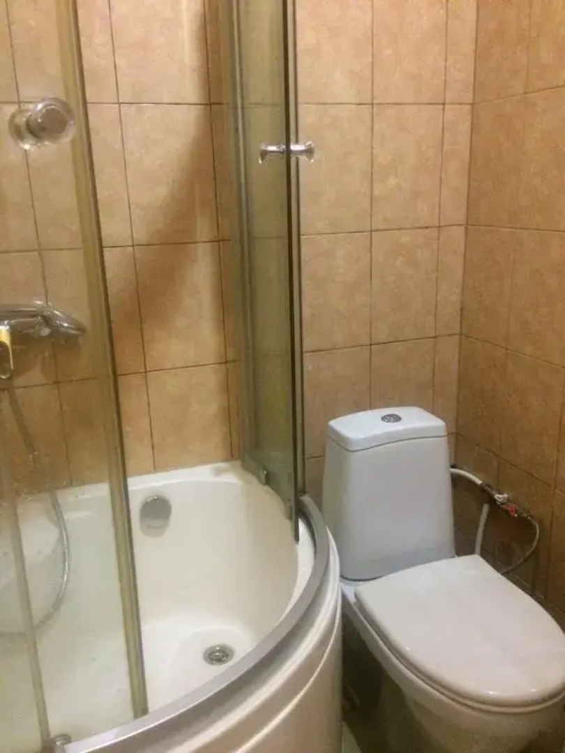 Рядом с Восстания