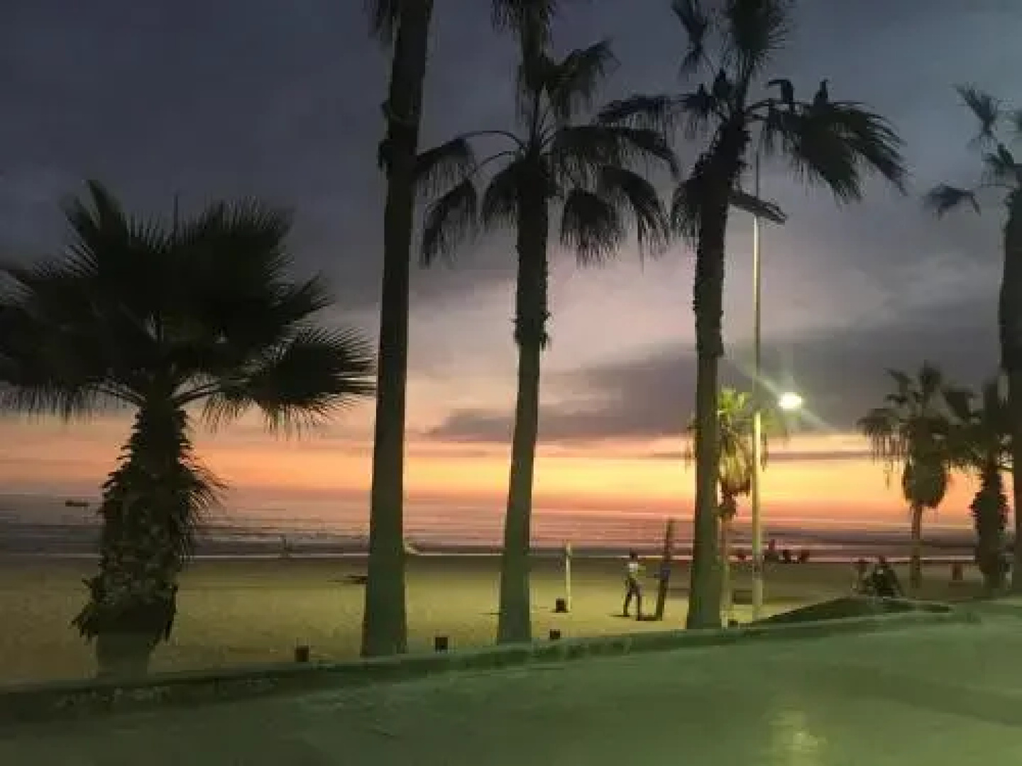 Condominio Mar Egeo, frente a la playa