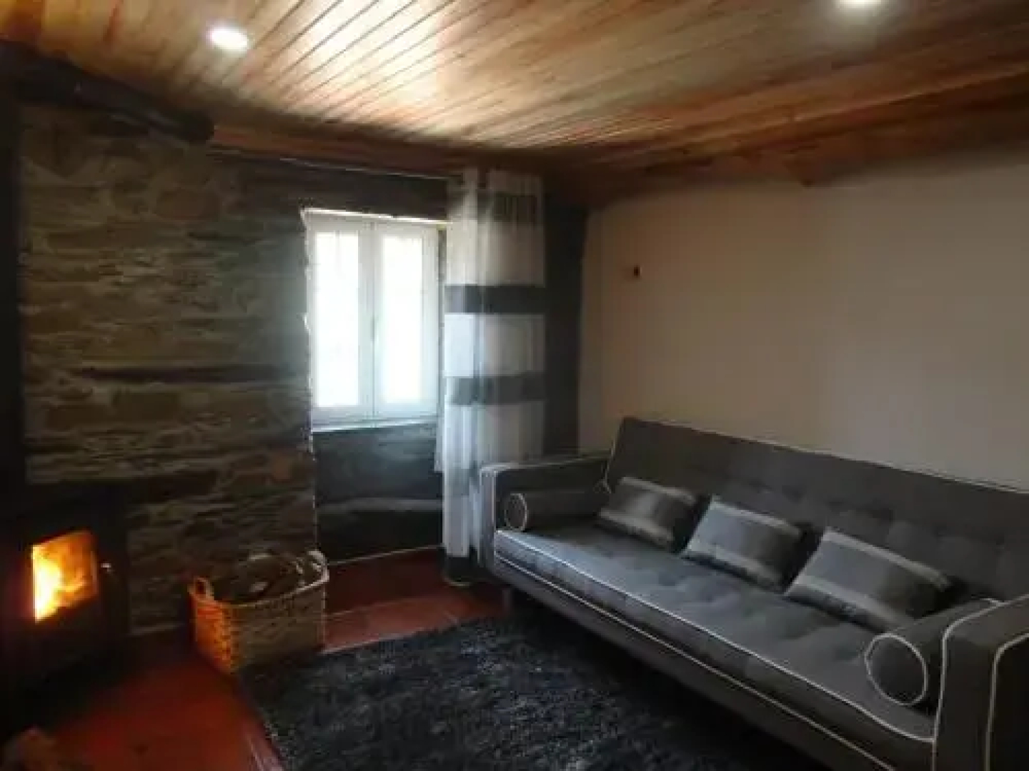 Abrigo do Outeiro-Serra Da Estrela