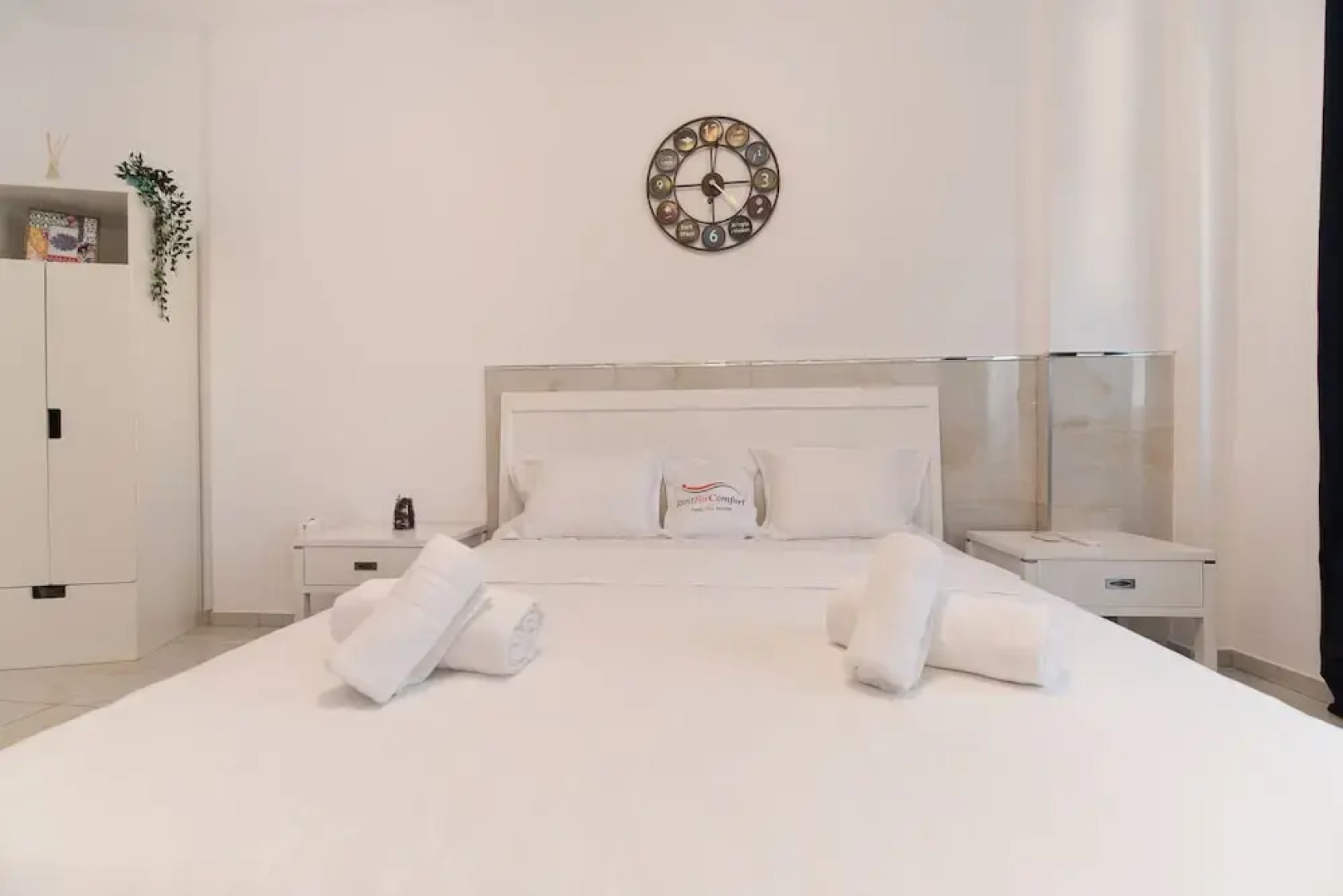 One oclock studio (Old Town)