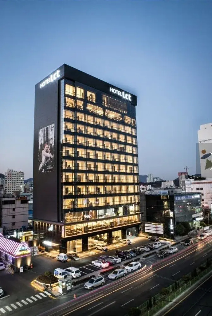Masan Riviera Tourist Hotel