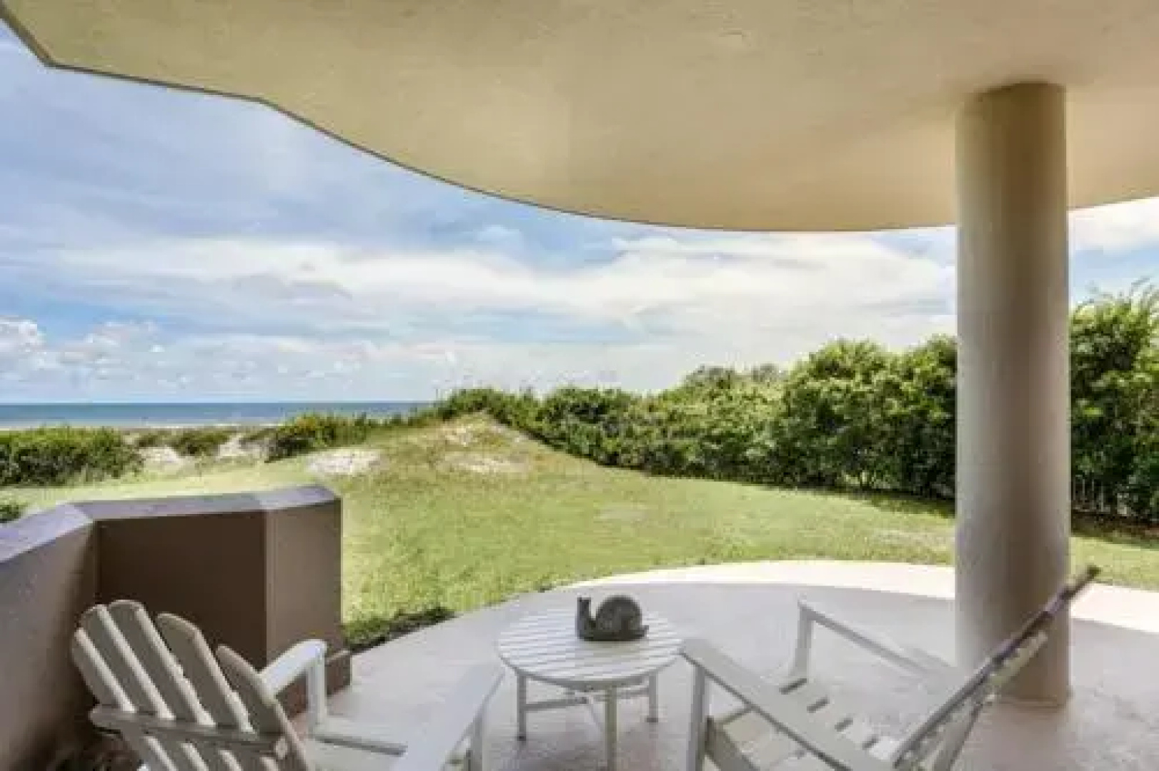 Ocean Place Condo with Direct Access to the Beach by RedAwning
