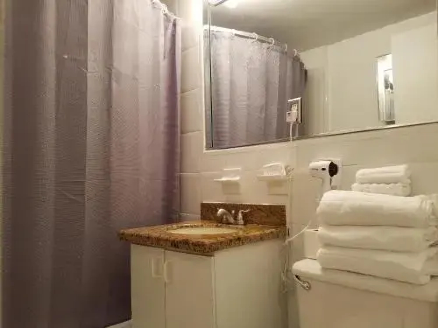 Miami Beach Suncoast Apartment III