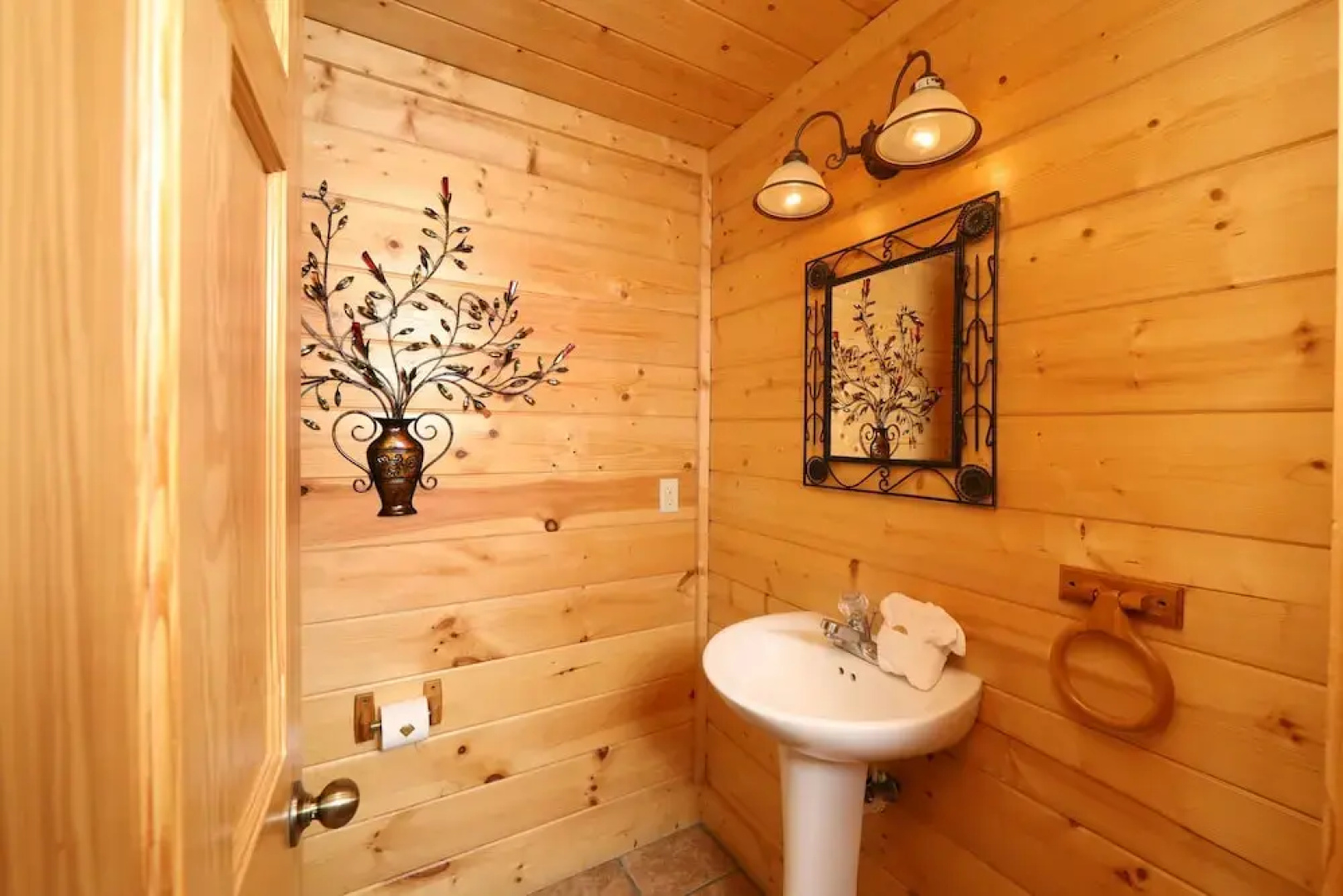 Blessed Nest - Four Bedroom Cabin