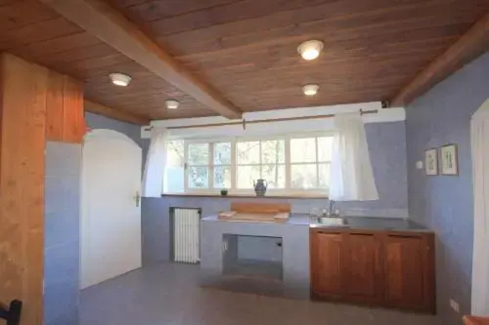 Pier House