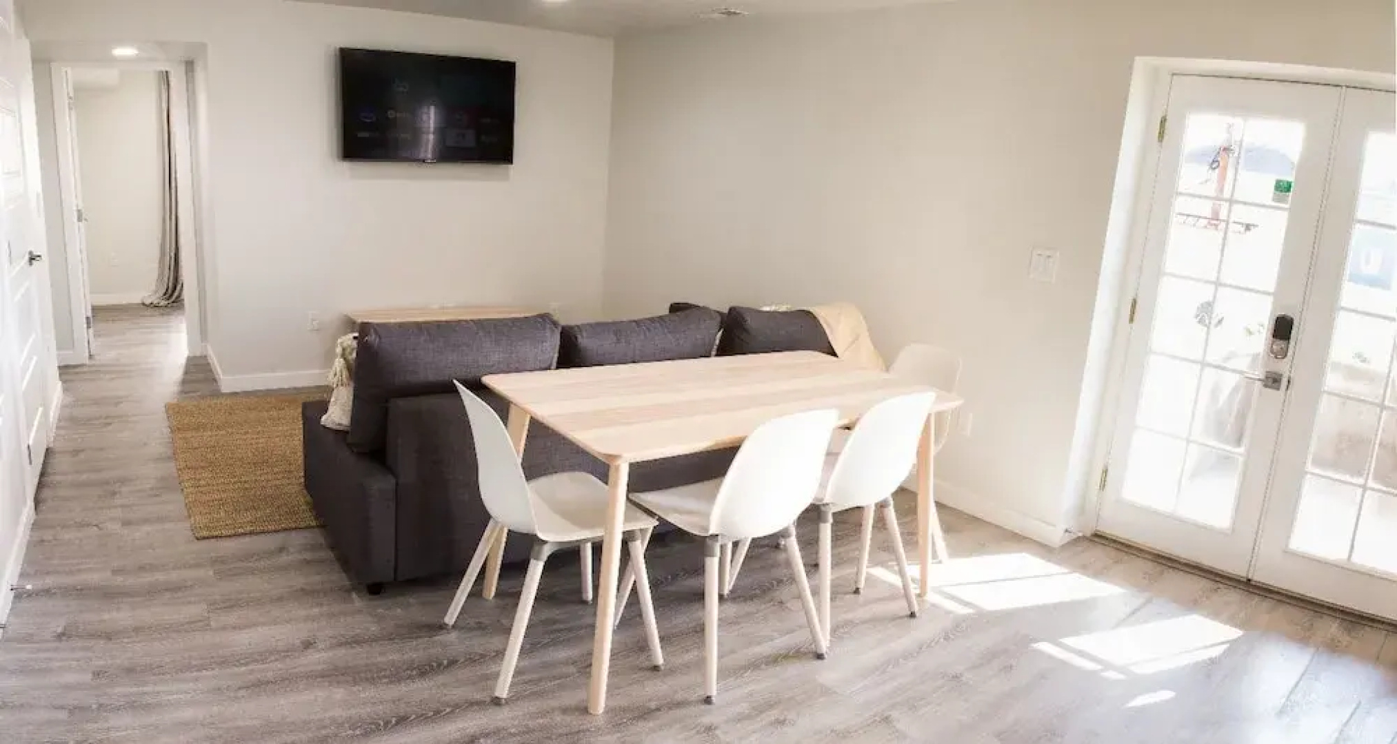 New Luxury Apt Close to Shops, Ski Resorts, and More