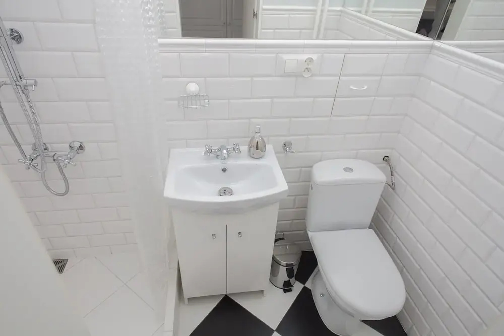 ShortStayPoland Nowogrodzka (B26)