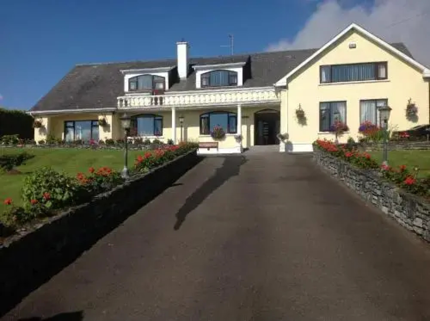 Seawater View Bed and Breakfast