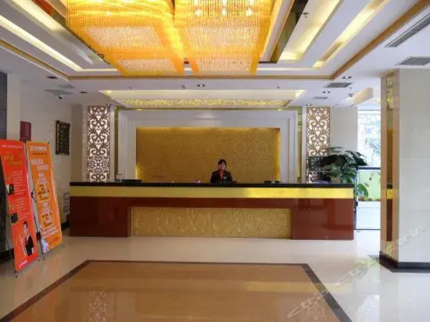 Kunlunleju Inn Nanyang Dushan Avenue