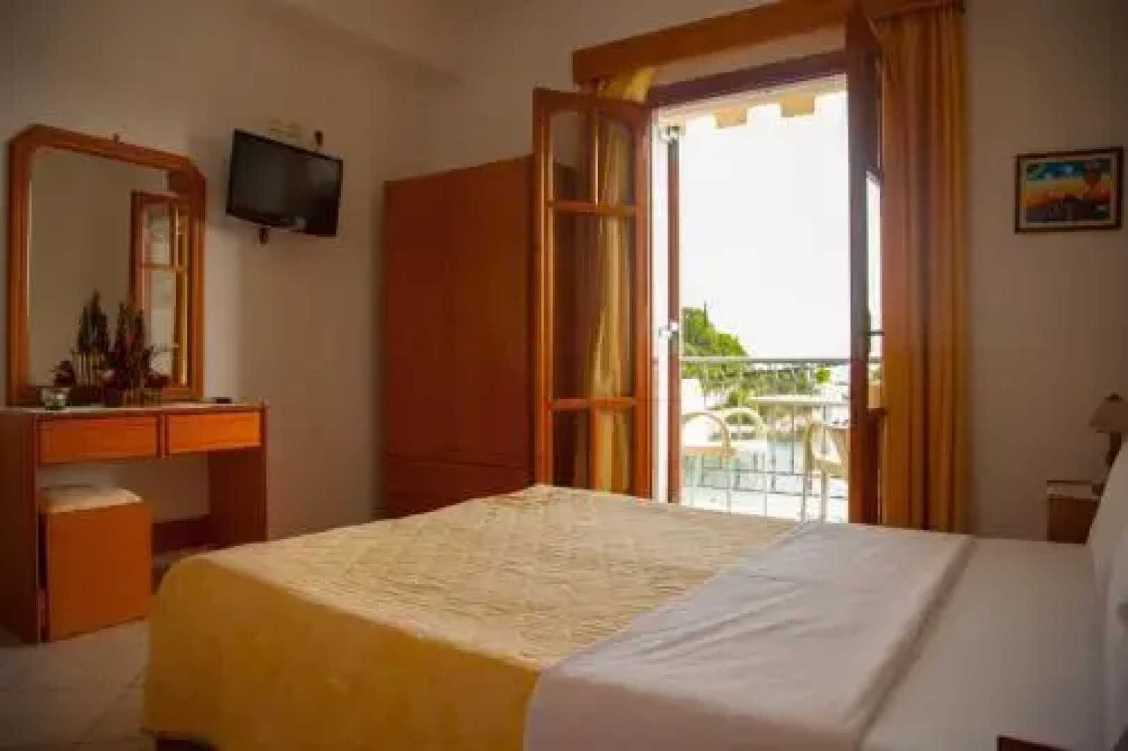 Avlonitis Rooms
