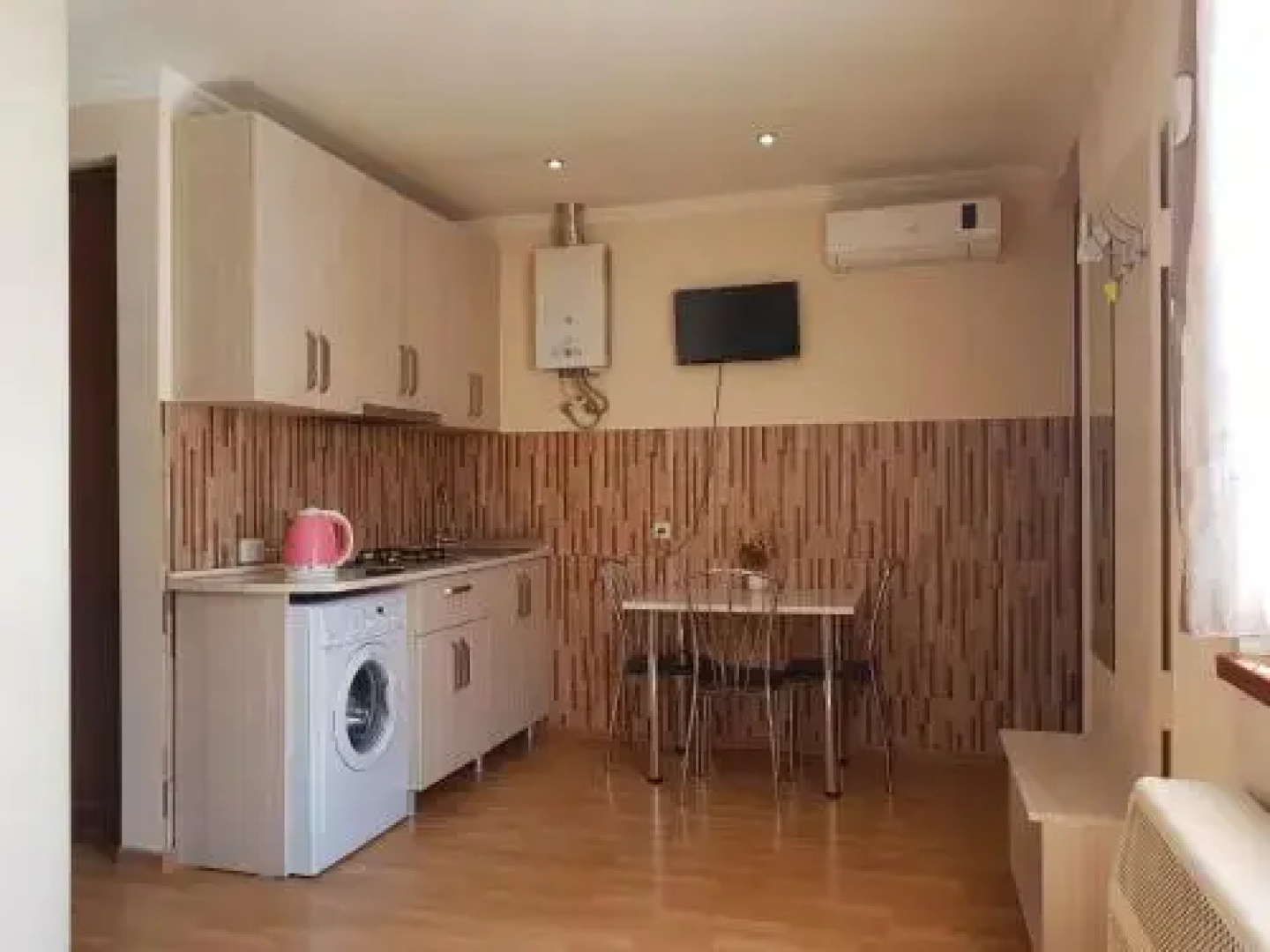 Nukri Guesthouse