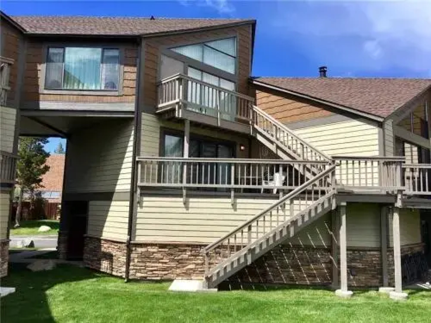 497 Tahoe Keys Blvd