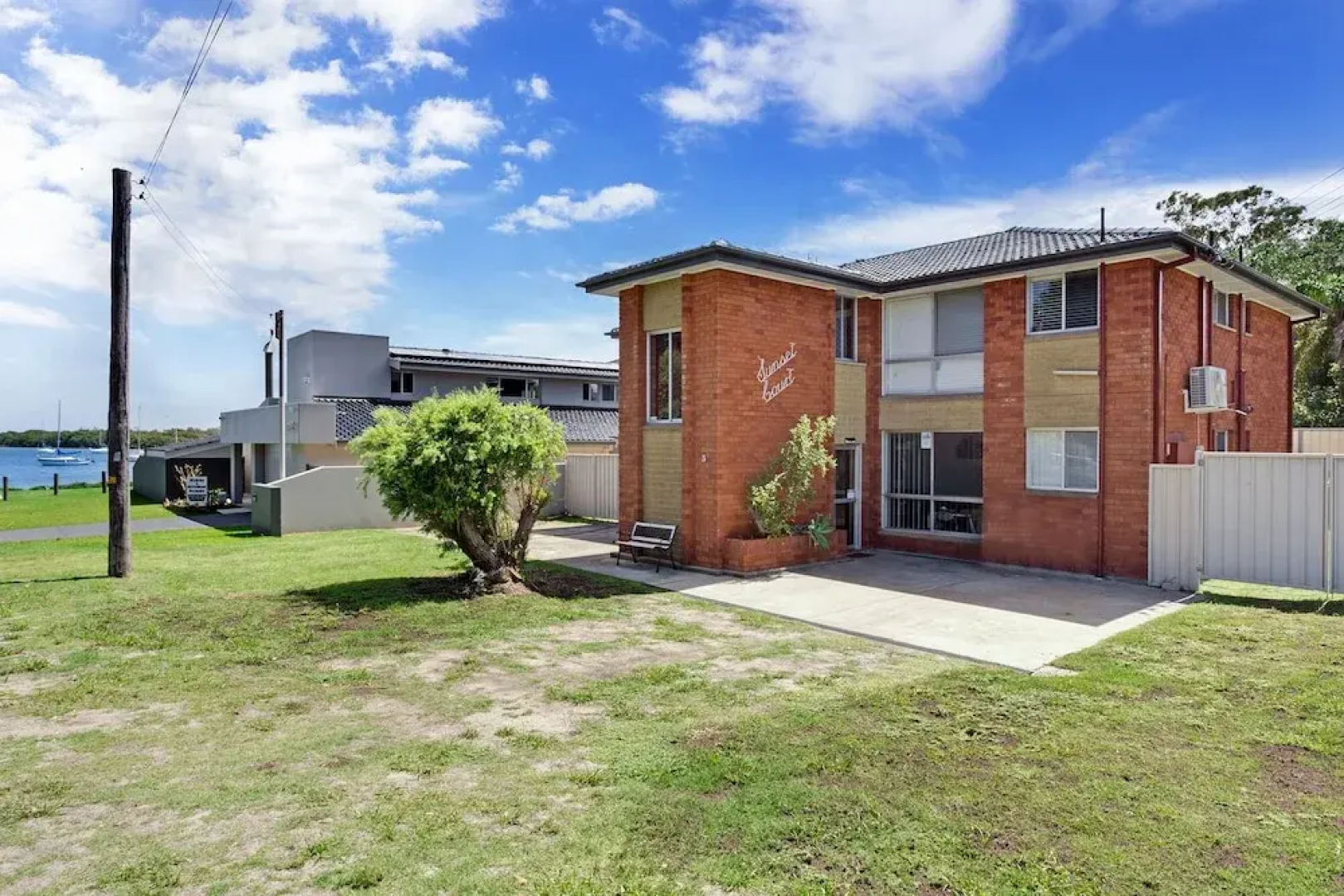 Sunset Court, Unit 1, 3 Resthaven Avenue