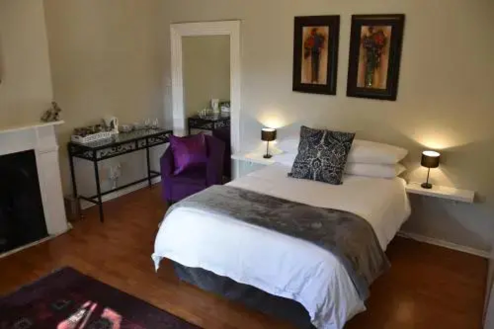 Poetry Guestrooms