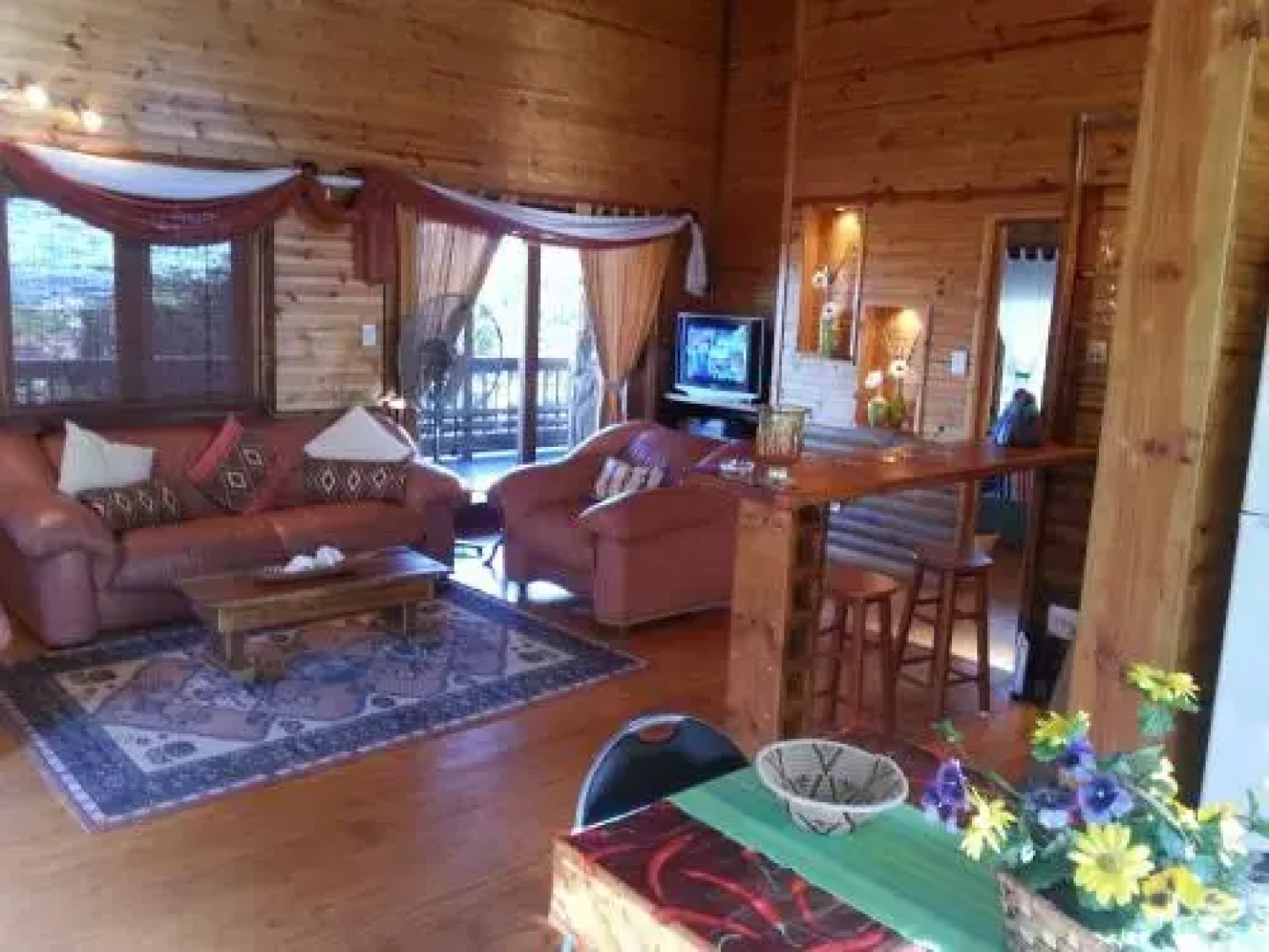 Hib Escape Log Homes