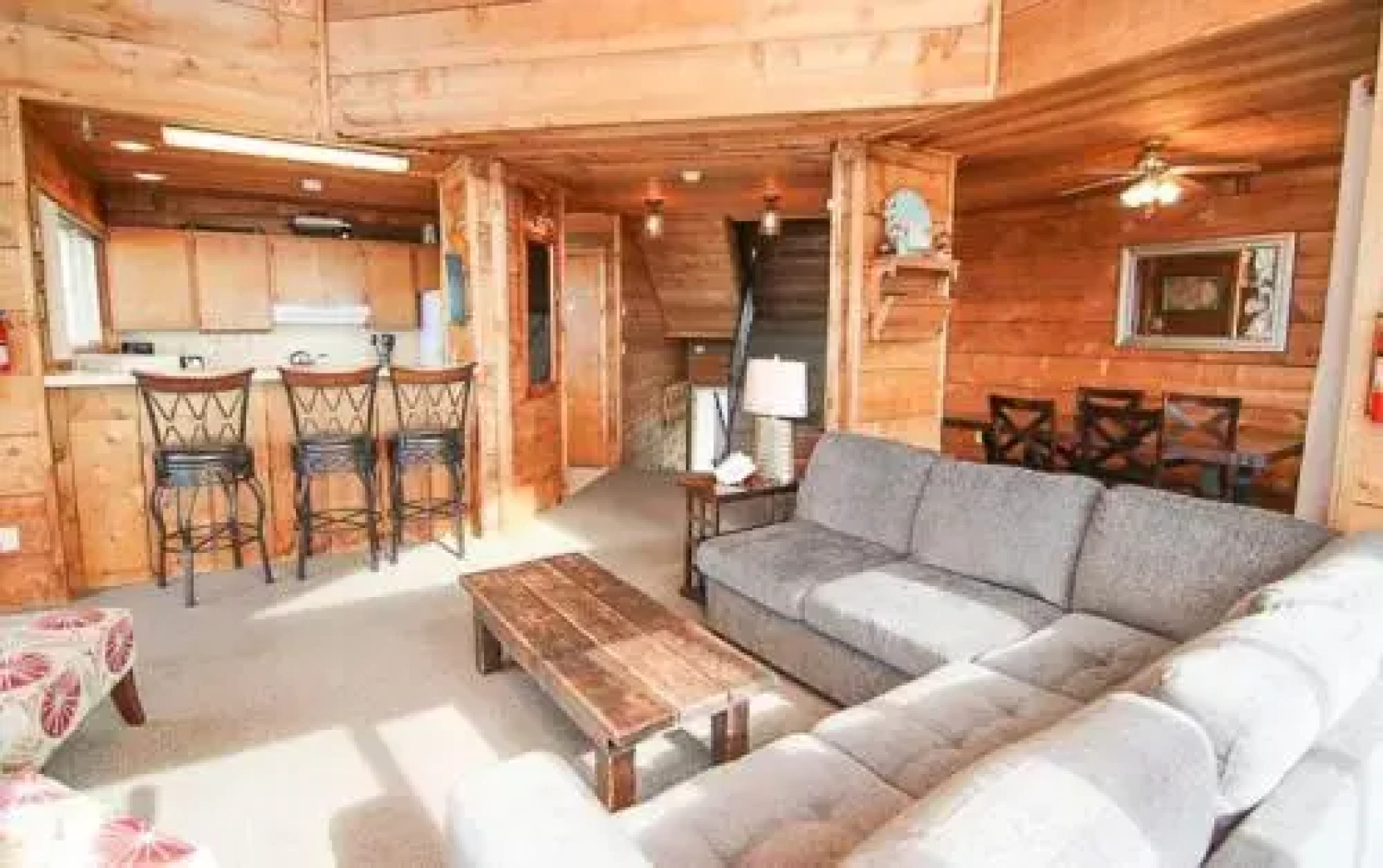 A Beachfront Fantasea - 3 Br home by RedAwning