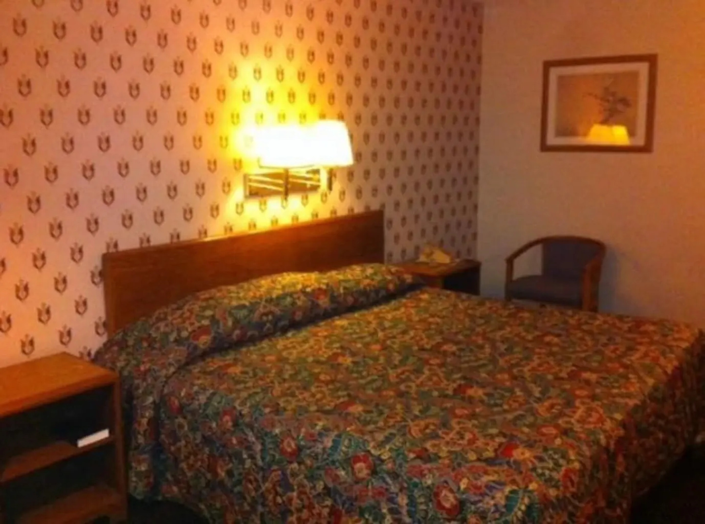 Landmark Inn