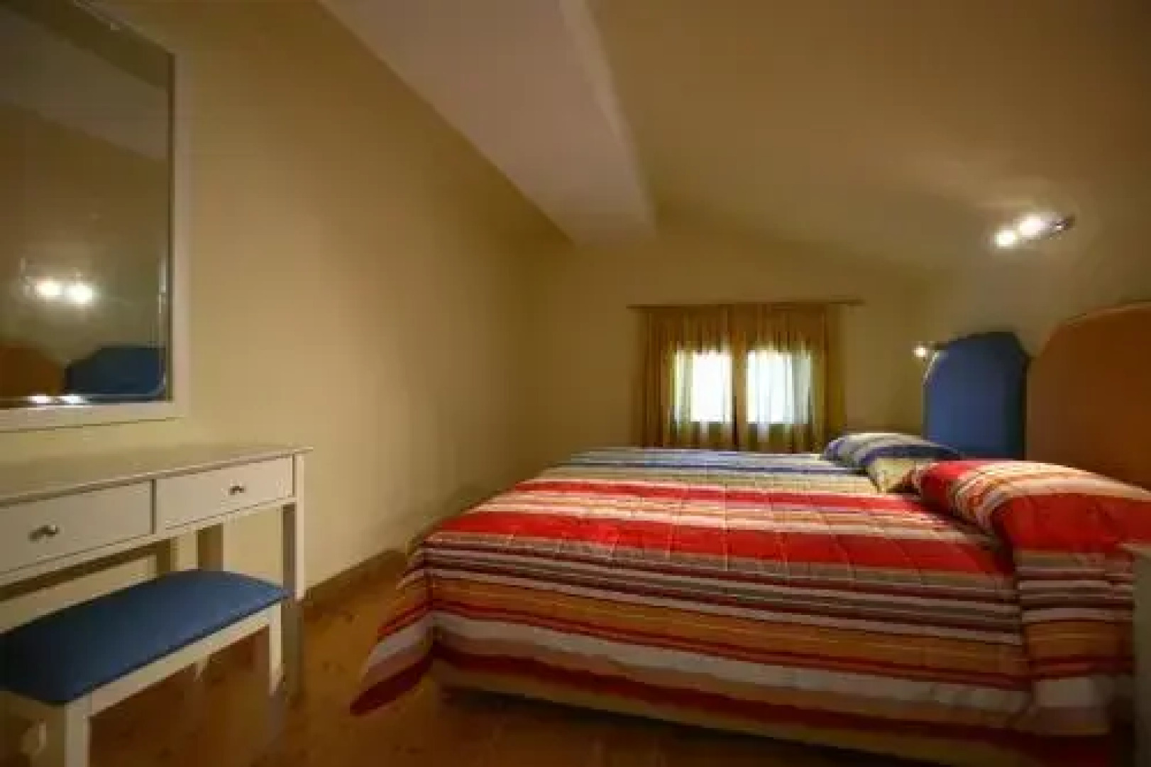 Porto Skopelos Villas