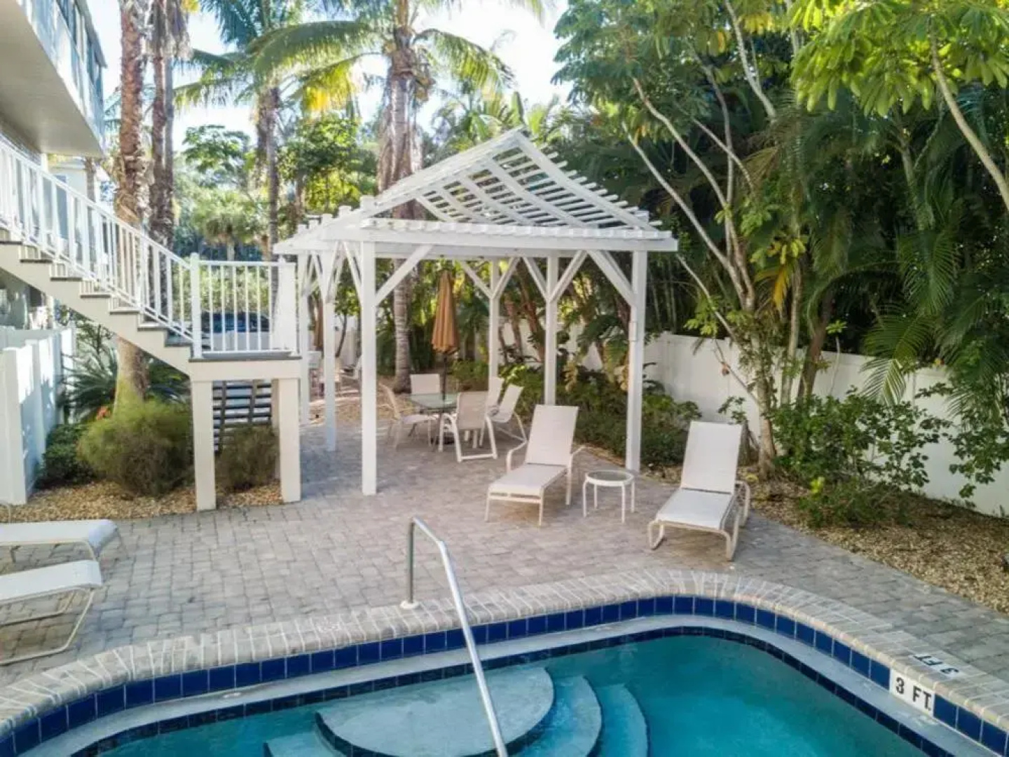Terrace Condo 2 by RedAwning