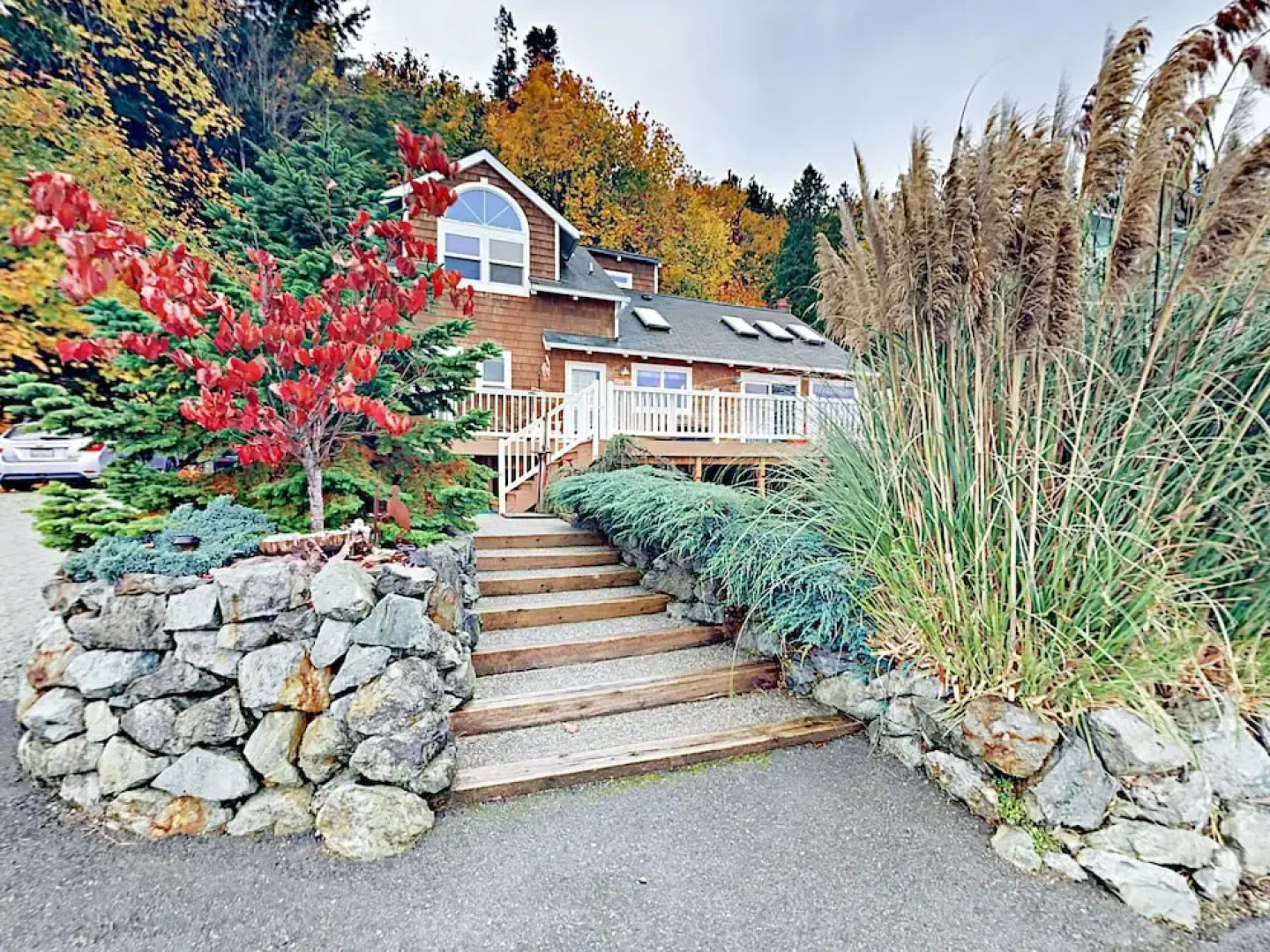 3336 S Shoreline Drive Home