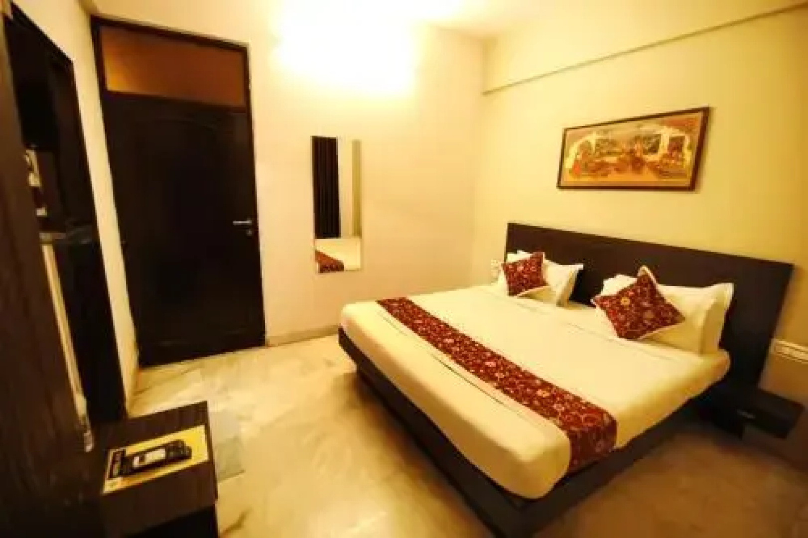 OYO Rooms Gulab Bagh Road