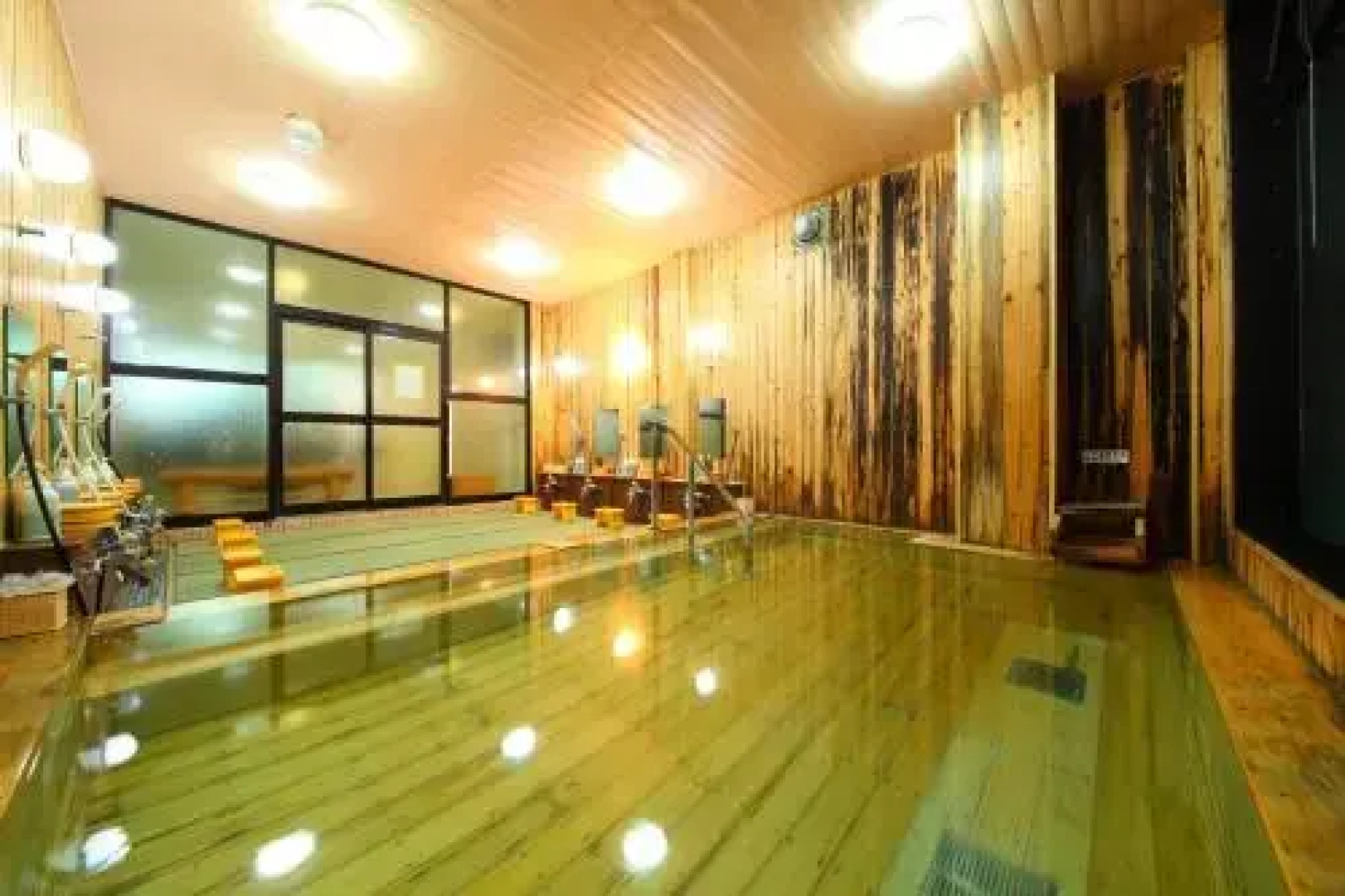 Hatsuneso Shinkan