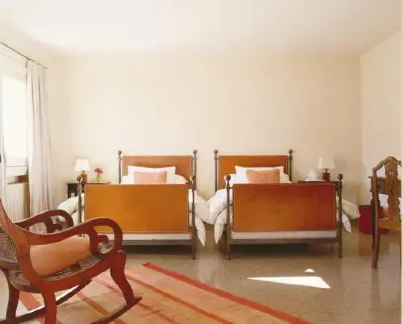 El Castillo De Mandl