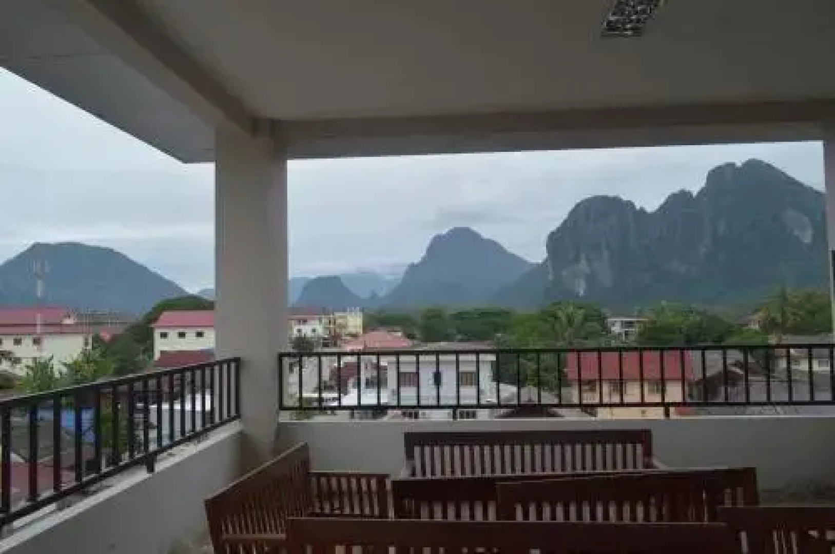 Sisombat Plaza Hotel