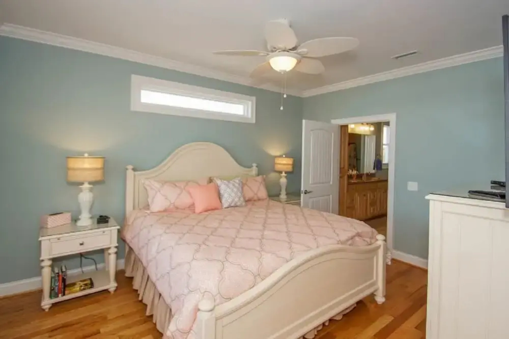 A Reel Fine Place II 5 Br Home