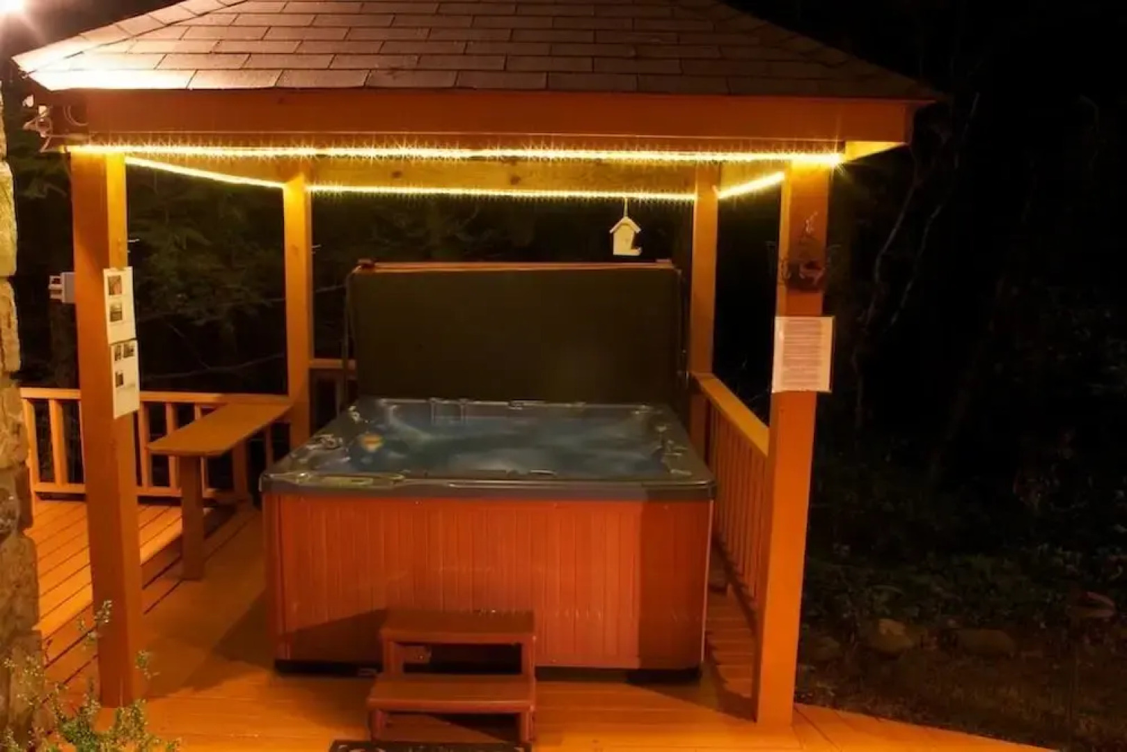 Shooting Star - Four Bedroom Cabin