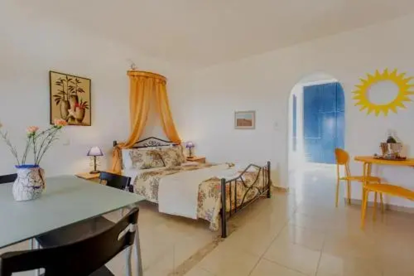 Saint George Hotel & Rooms