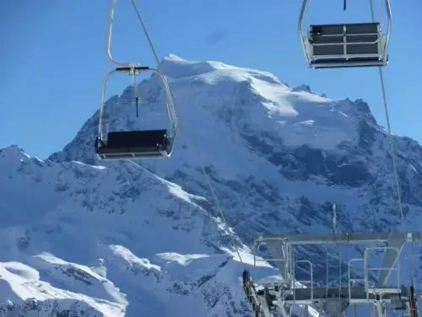 Garni Interski